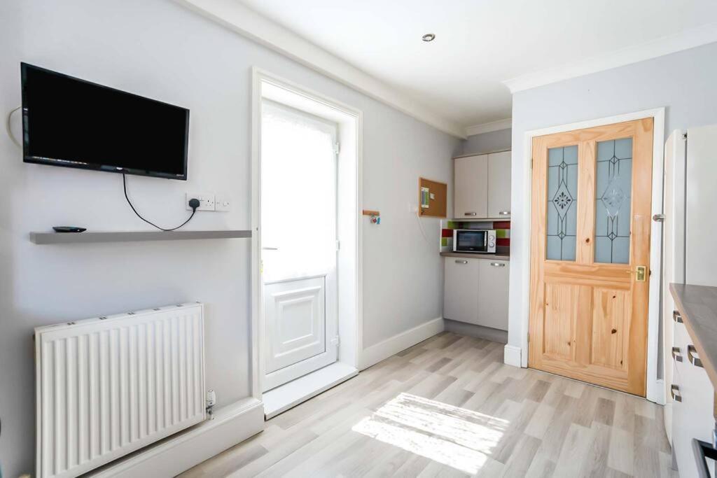 Beautiful 3 Bedroom Home, 10 Minutes Walk To Beach. Cleethorpes Buitenkant foto